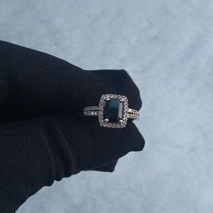 Sapphire and Diamond ring 14K
